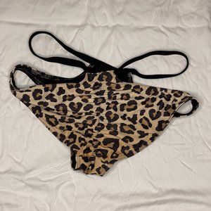 Medium Shimmy & Sparkle leopard print short